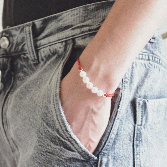 akoya pearl × silk cord bracelet