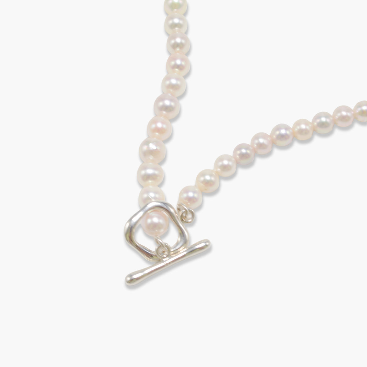 【nef - ESSENTIAL PEARL】akoya pearl x lapis lazuli necklace