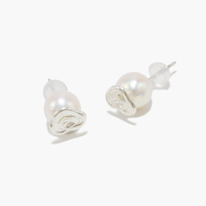 【nef - ESSENTIAL PEARL】akoya pearl pierce (white) / single