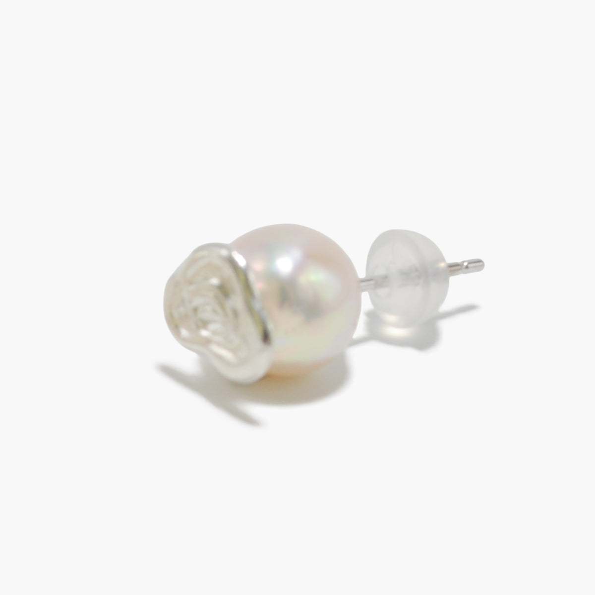 【nef - ESSENTIAL PEARL】akoya pearl pierce (white) / single