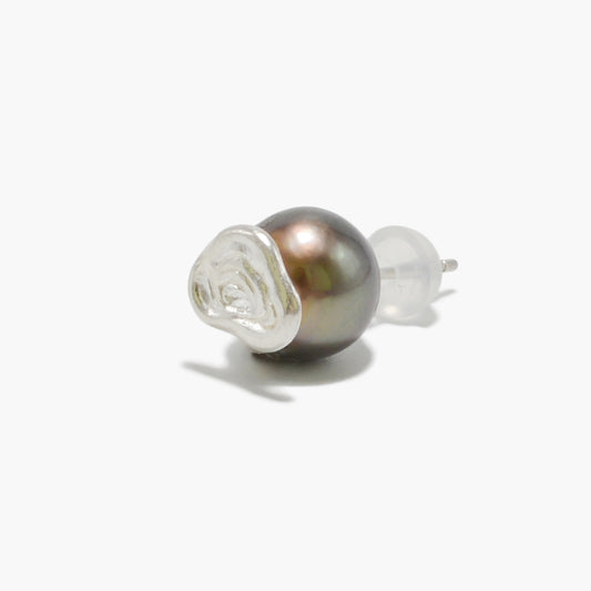 【nef - ESSENTIAL PEARL】akoya pearl pierce (black) / single