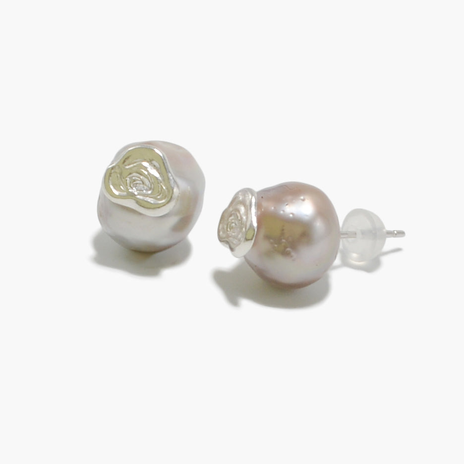 【nef - ESSENTIAL PEARL】black pearl pierce (gray) / single