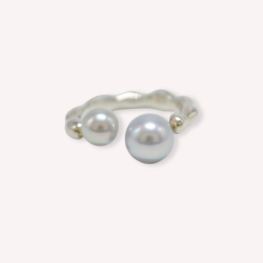 akoya pearl ring (cobalt)