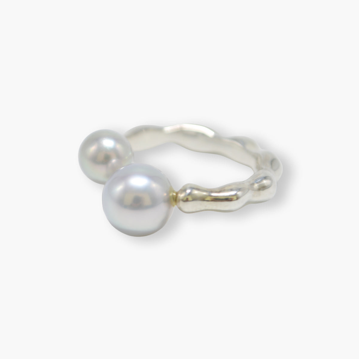 akoya pearl ring (cobalt)