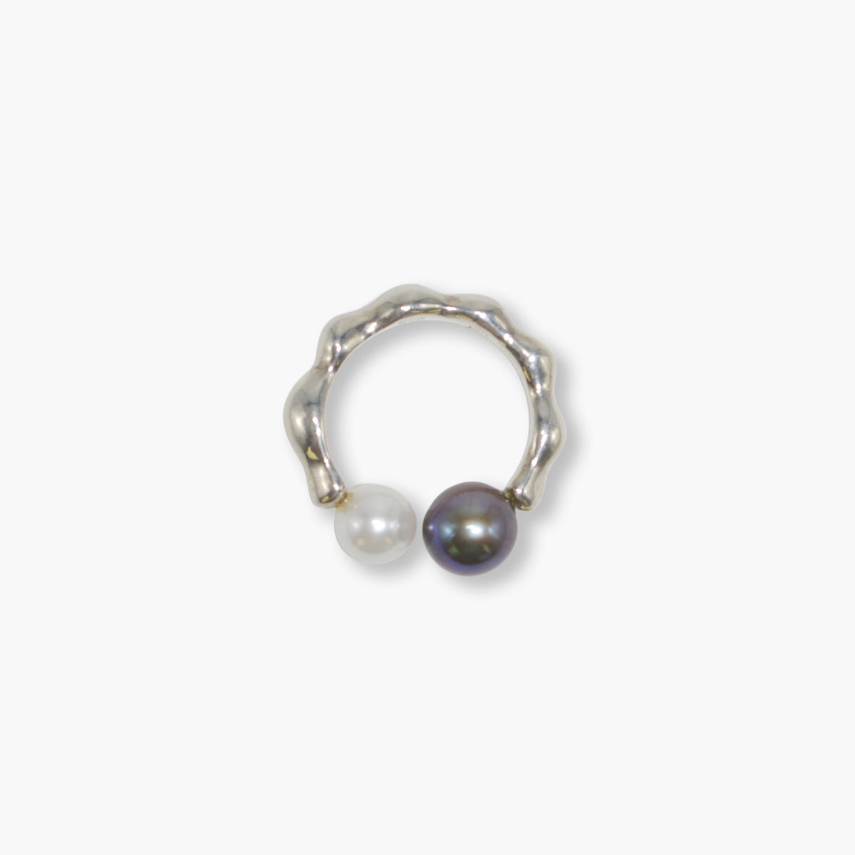 akoya pearl ring (black dyed/natural white)