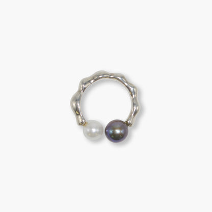 akoya pearl ring (black dyed/natural white)