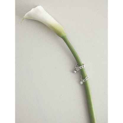 pearl × chain ring (white)　