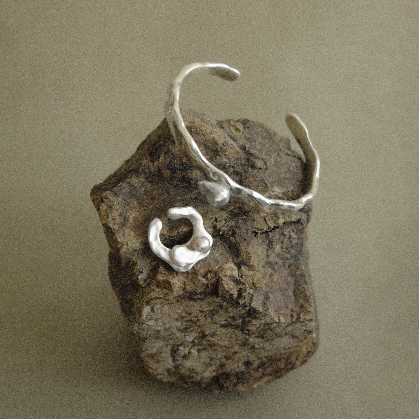 akoya pearl ear cuff