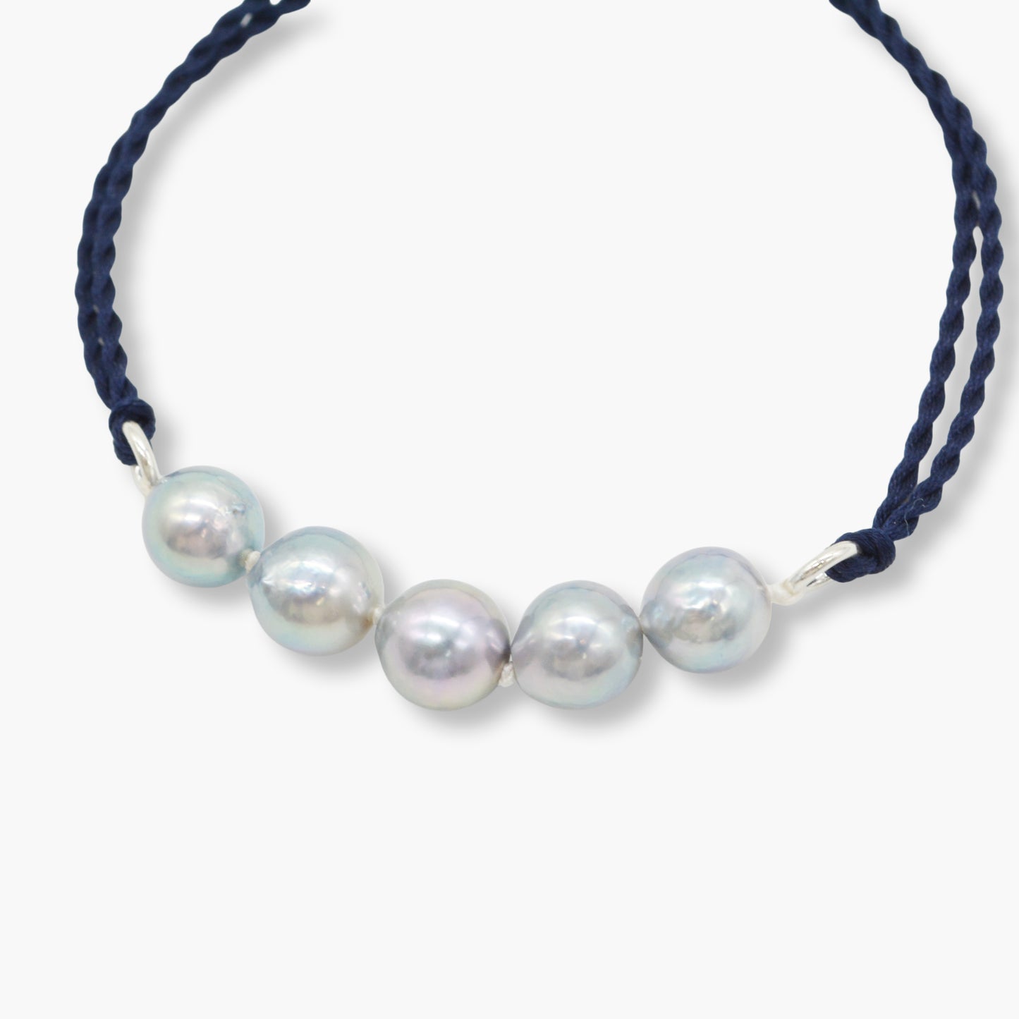 akoya pearl × silk cord bracelet