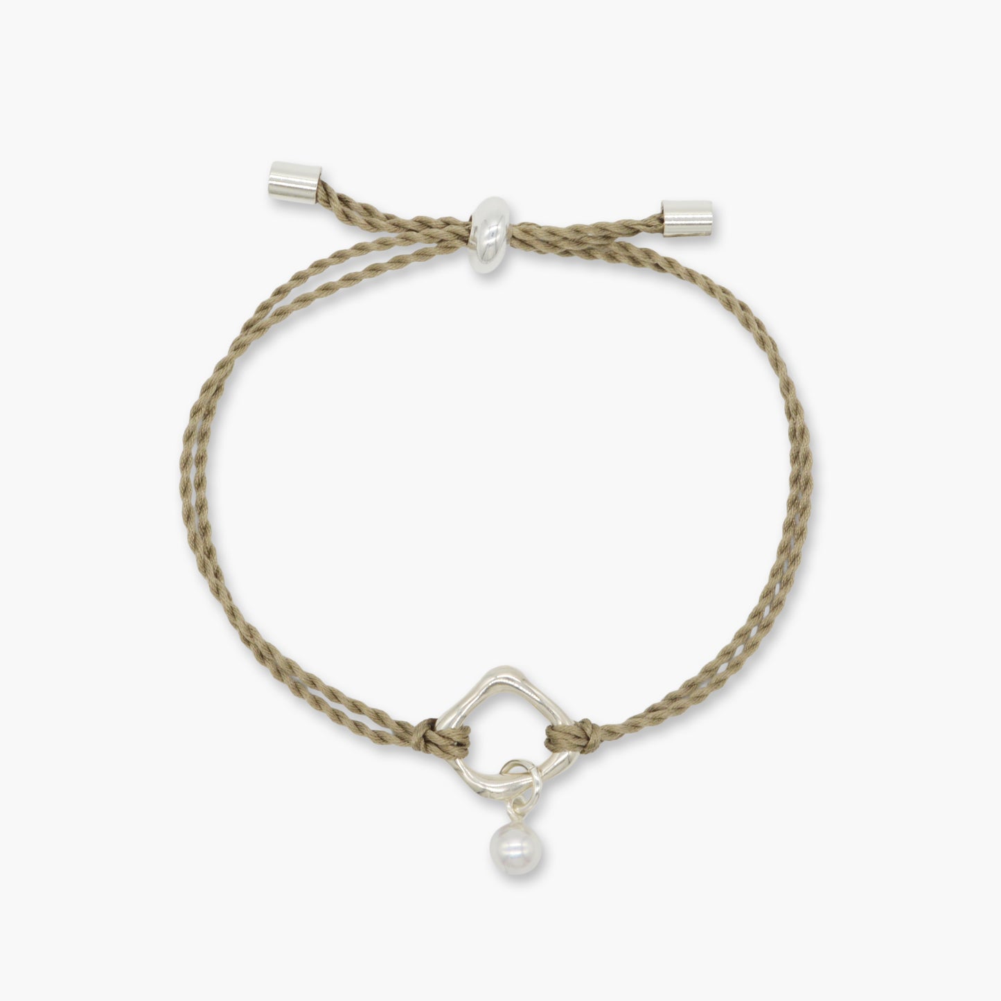 akoya pearl × silk cord bracelet