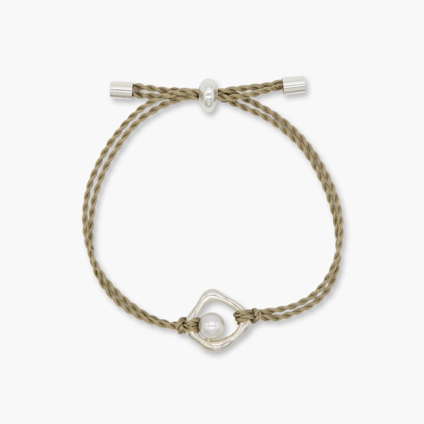 akoya pearl × silk cord bracelet