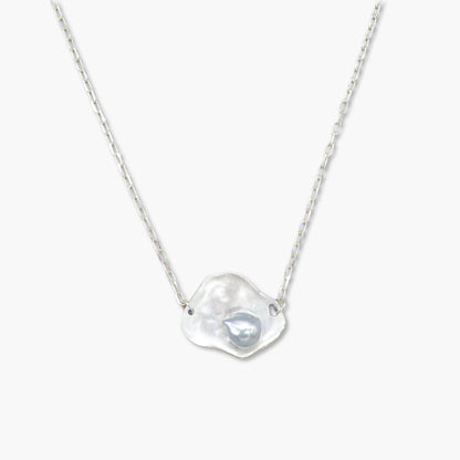 akoya pearl plate design necklace