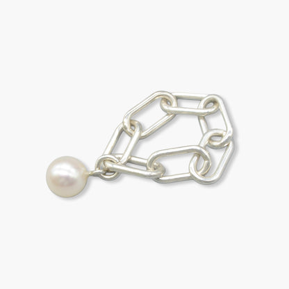 pearl × chain ring (white)　